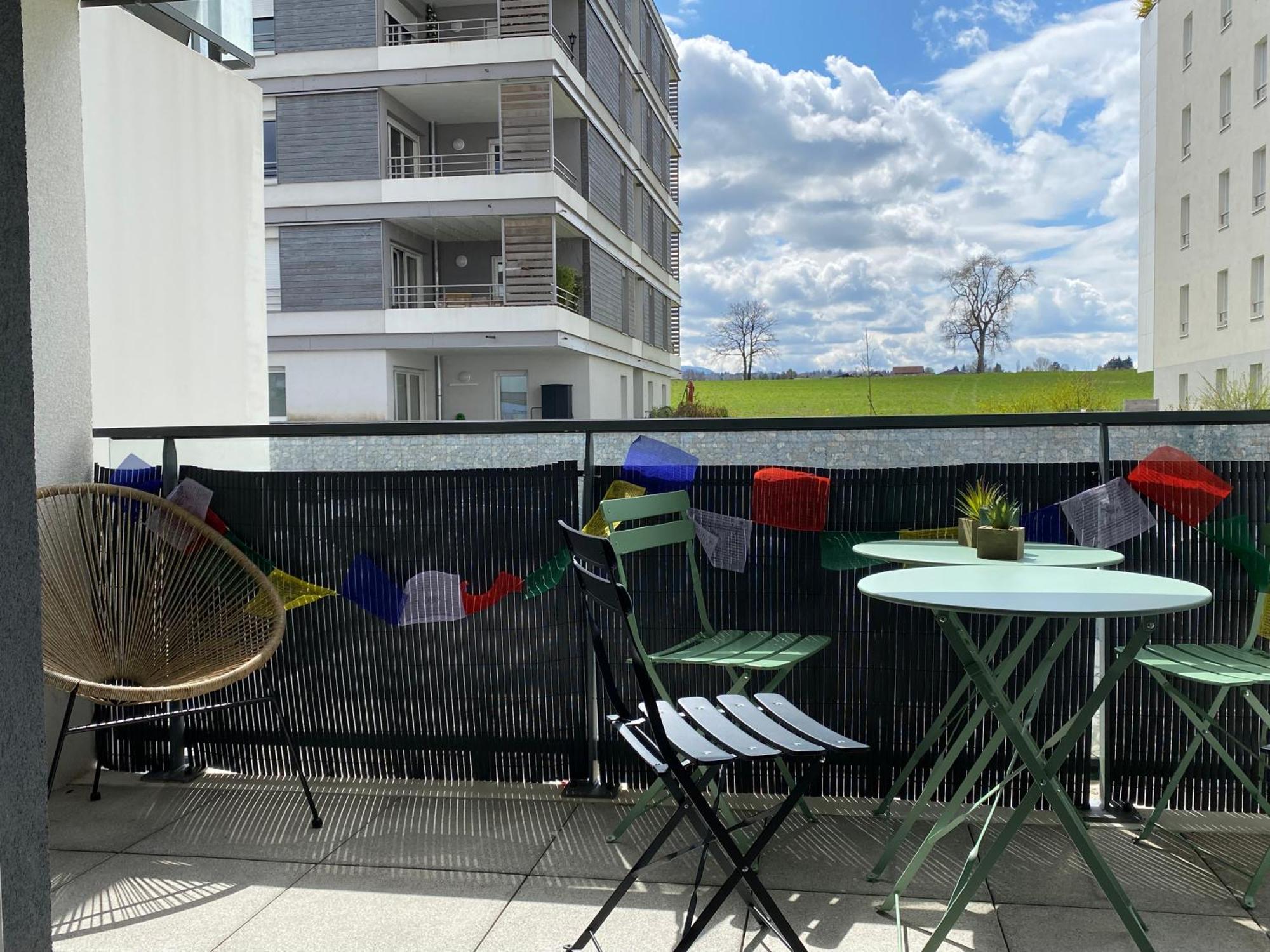 Bel Appartement lumineux à 5 minutes d'Annecy Seynod Esterno foto
